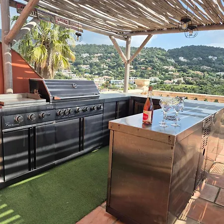 La Toucha L Pool & Views L Shellter Hébergement de vacances